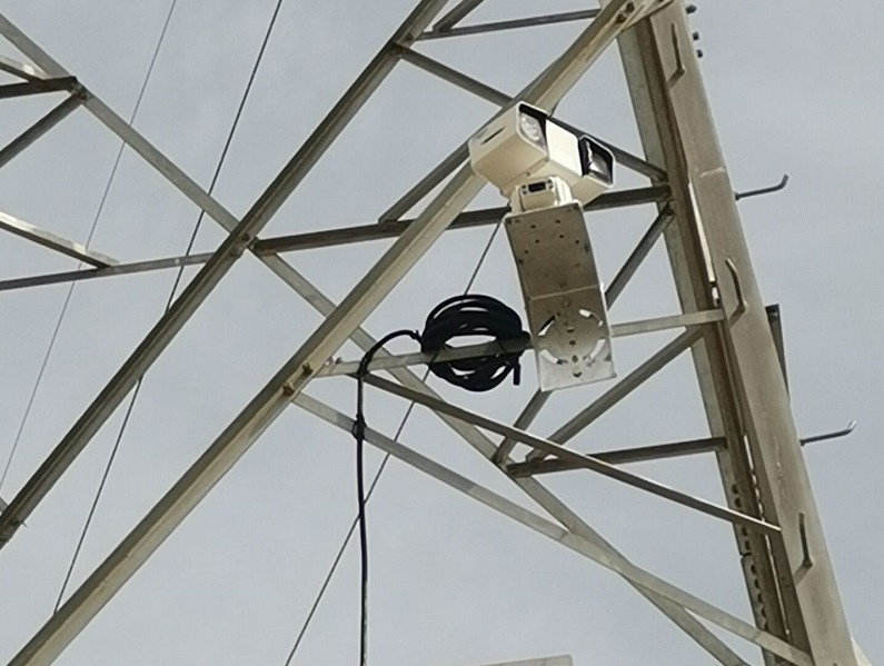 輸電線路智能多目視頻監(jiān)控裝置 輸電線路智能多目視頻監(jiān)控裝置