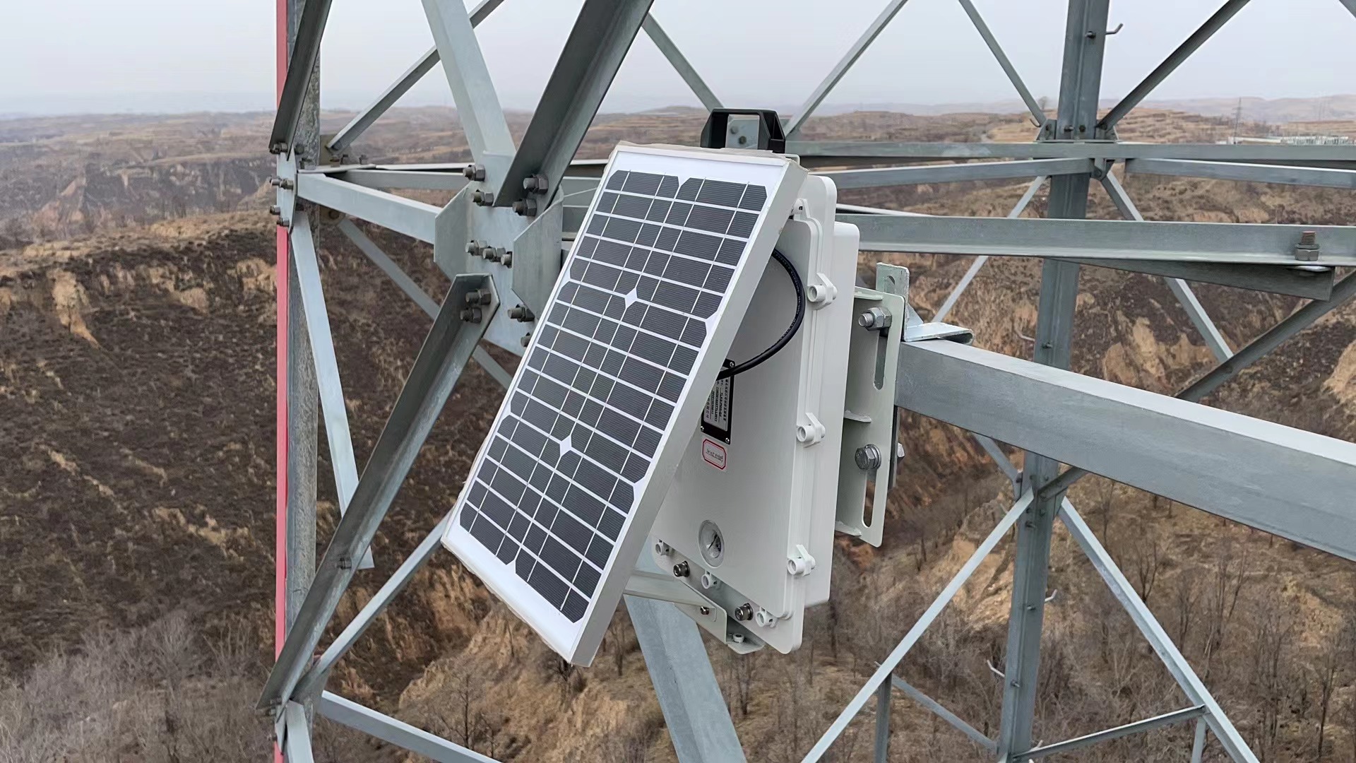 電力桿塔偏斜角度實時測量裝置 電力桿塔偏斜角度實時測量裝置